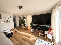 Salon - 