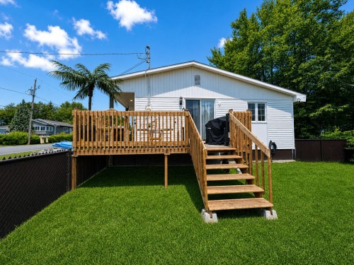 Patio - 655 Rue De La Plage, Sainte-Julienne, QC 