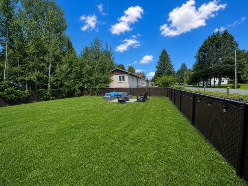 Courtyard - 655 Rue De La Plage, Sainte-Julienne, QC 