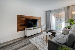 2-8215 Rue Fabre  Montréal (Villeray/Saint-Michel/Parc-Extension), QC H2E 2C5