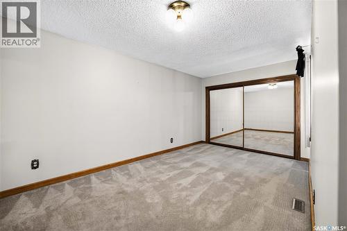27 Ellison Crescent, Regina, SK 