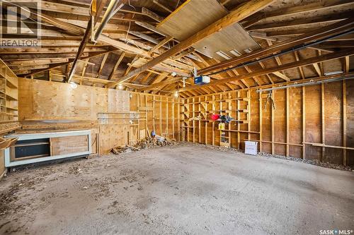 27 Ellison Crescent, Regina, SK 