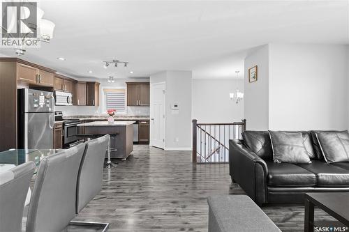 119 Maningas Bend, Saskatoon, SK 