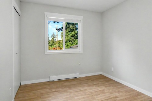 5849 Sunset Rd, Nanaimo, BC 