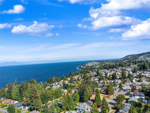 5849 Sunset Rd, Nanaimo, BC 
