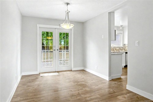 5849 Sunset Rd, Nanaimo, BC 