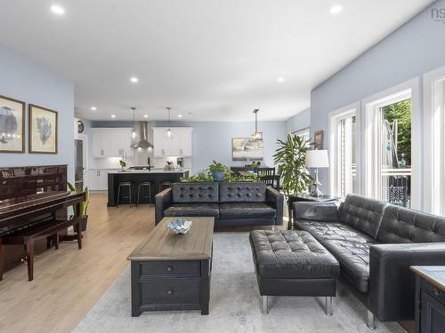 437 Heddas Way, Fall River, NS 
