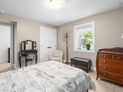 437 Heddas Way, Fall River, NS 