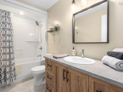 437 Heddas Way, Fall River, NS 