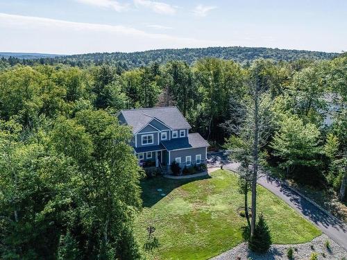 437 Heddas Way, Fall River, NS 
