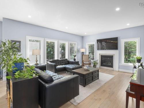 437 Heddas Way, Fall River, NS 