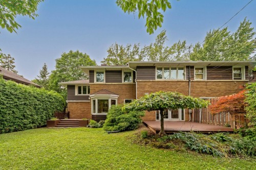 Face arrière - 156 Av. Wicksteed, Mont-Royal, QC 
