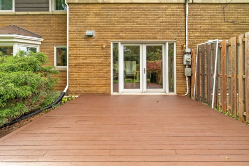 Terrasse - 156 Av. Wicksteed, Mont-Royal, QC 
