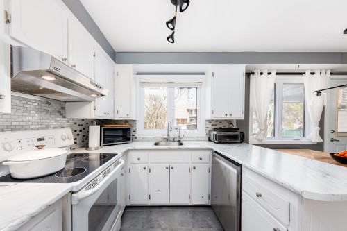 Cuisine - 464 23E Avenue, L'Île-Perrot, QC 