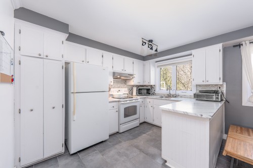Cuisine - 464 23E Avenue, L'Île-Perrot, QC 