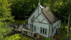 363 Rue du Mont-Ste-Anne  Prévost, QC J0R 1B1