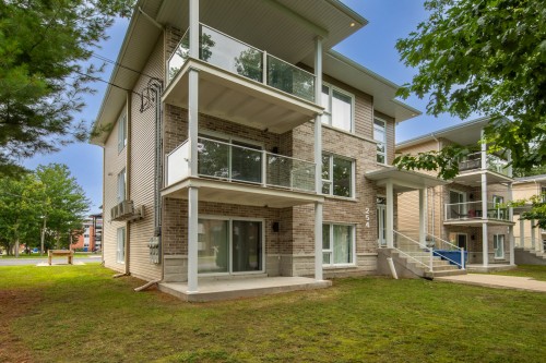 Façade - 201-254 Rue William, Farnham, QC 