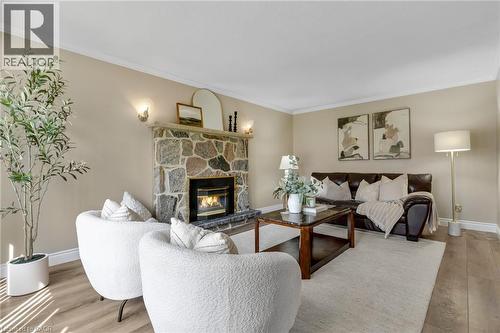 8 Blue Spruce Court, Kitchener, ON 
