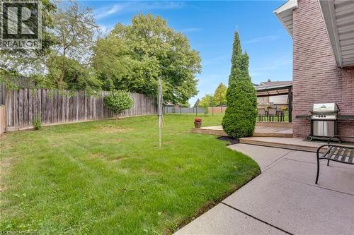 8 Blue Spruce Court, Kitchener, ON 