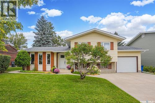 15 Dragan Crescent, Saskatoon, SK 