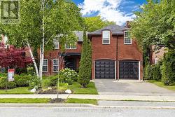 93 CLARINDA DRIVE  Toronto, ON M2K 2V2