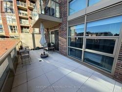 201 - 1787 ST. CLAIR AVENUE W  Toronto, ON M6N 1J6