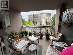 975 WARWICK Court Unit# 205  Burlington, ON L7T 3Z7