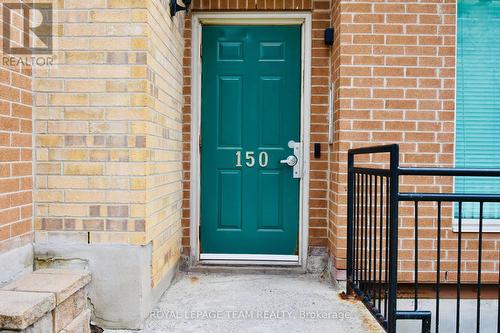 3E - 150 YORK STREET , Ottawa, Ontario K1N 1K9 2