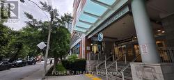 30 ISABELLA STREET  Toronto, ON M4Y 1N1