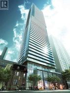 2004 - 15 GRENVILLE STREET  Toronto, ON M4Y 1A1