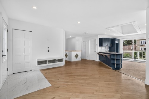 Mud Room - 377 55E Avenue, Pointe-Calumet, QC 