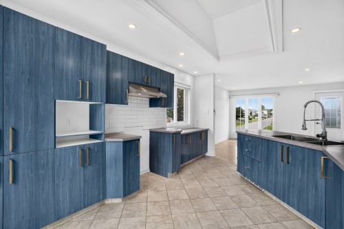 Kitchen - 377 55E Avenue, Pointe-Calumet, QC 