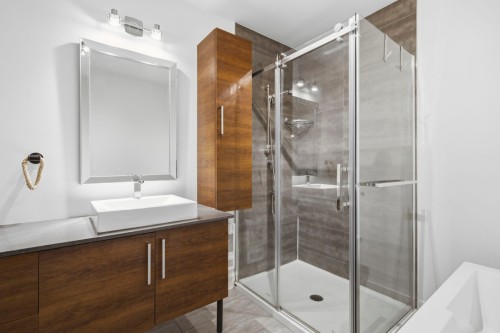Salle de bains - 3649 Rue Du Granit, Carignan, QC 