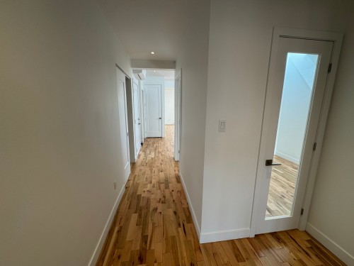 Corridor - 440 Rue De L'Église, Montréal (Verdun/Île-Des-Soeurs), QC 