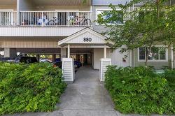 207-880 Scotland AVE  Winnipeg, MB R3M 1X7
