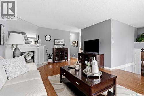 6422 Hird Crescent, Regina, SK 