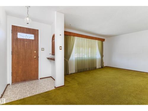 9807 165 St Nw, Edmonton, AB 