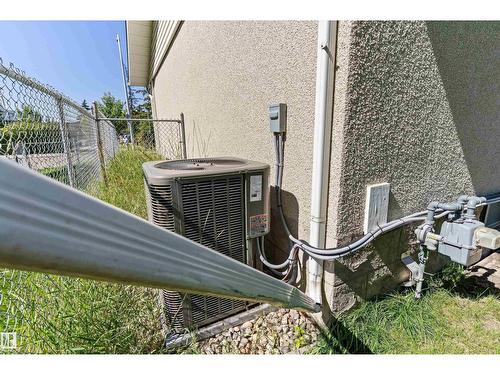9807 165 St Nw, Edmonton, AB 