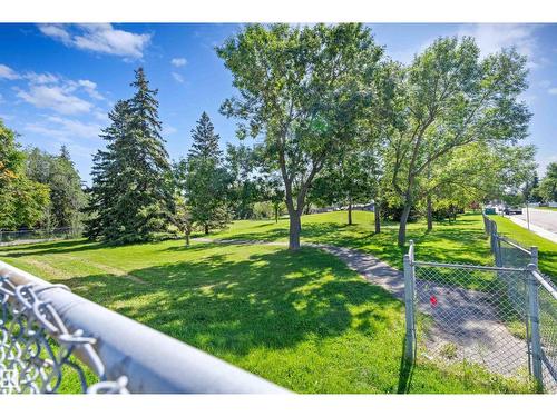 9807 165 St Nw, Edmonton, AB 