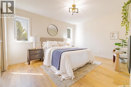 230 Hogg Way, Saskatoon, SK 
