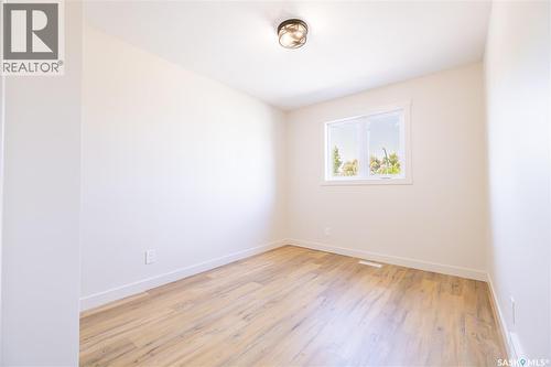 230 Hogg Way, Saskatoon, SK 