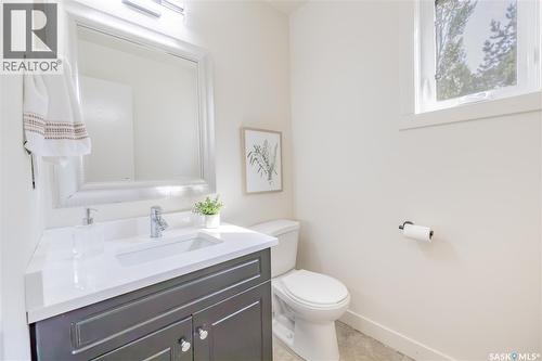 230 Hogg Way, Saskatoon, SK 