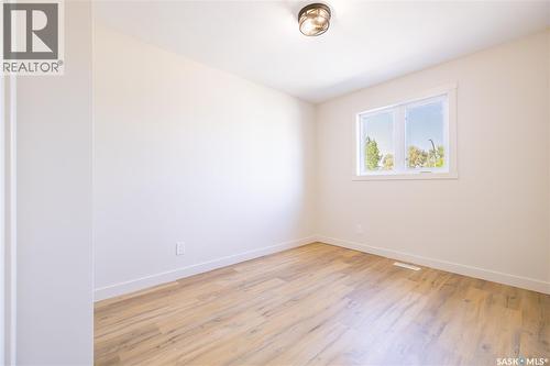 230 Hogg Way, Saskatoon, SK 