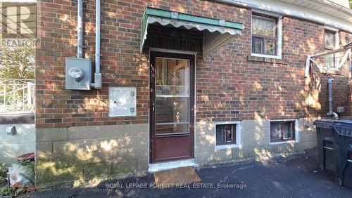 LOWER - 8 MEAFORD AVENUE , Toronto, Ontario M8V 2H5 2