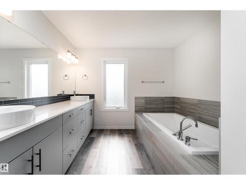4659 175 Av Nw, Edmonton, AB 
