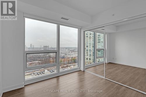 910 - 30 SAMUEL WOOD WAY , Toronto, Ontario M9B 1B1 5