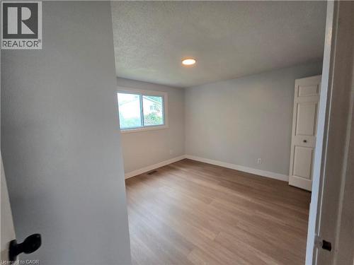 99 Cluthe Crescent, Kitchener, ON 