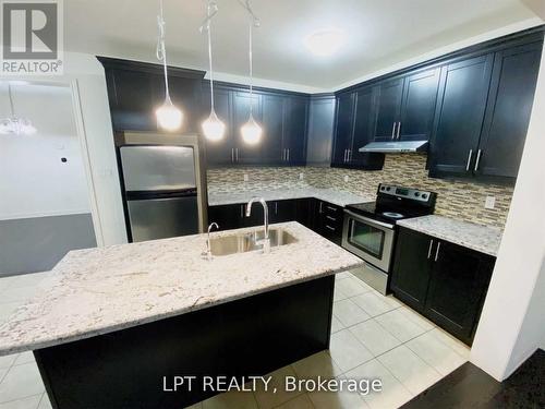 35 HUMBERSTONE CRESCENT , Brampton, Ontario L7A 4C2 5