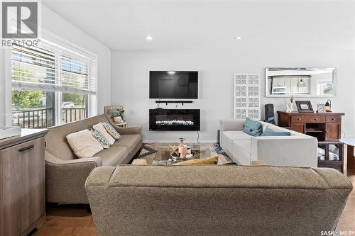 558 Geary Crescent, Saskatoon, SK 