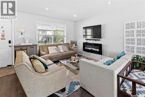 558 Geary Crescent, Saskatoon, SK 